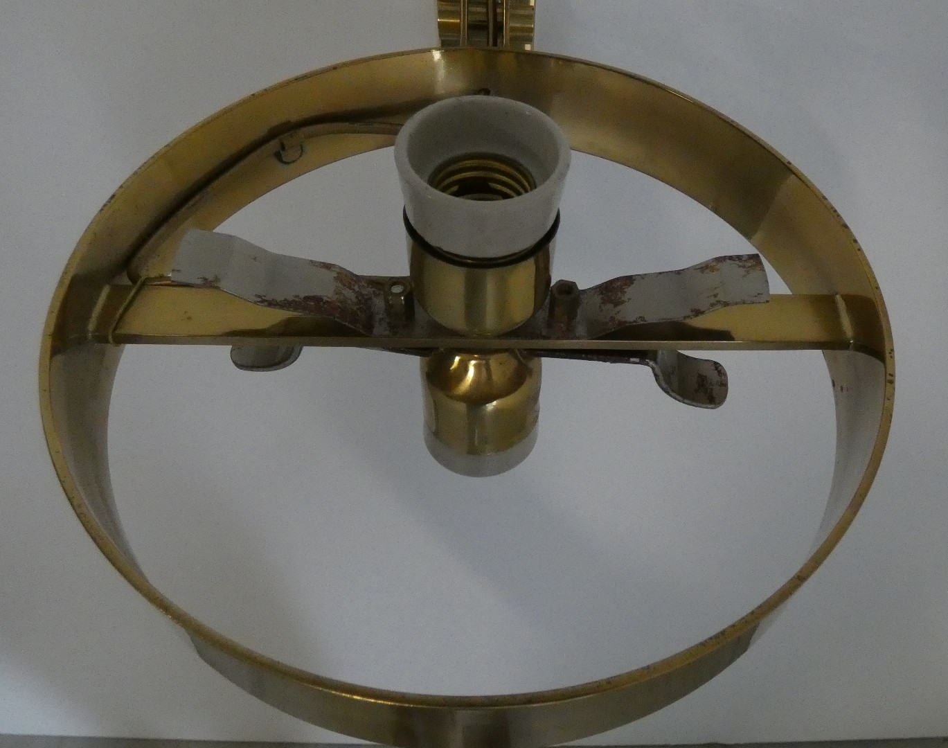 APPLIQUE A DOPPIA CALOTTA IN VETRO E OTTONE- ITALIA ANNI 60 - immagine 15