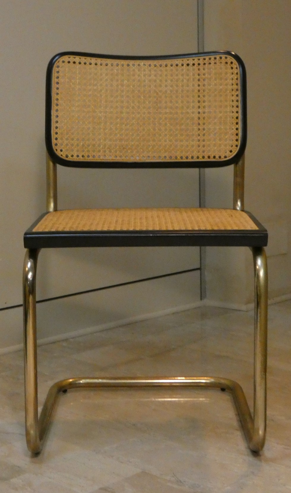 SEDIE CANTILEVER IN FAGGIO E ACCIAIO OTTONATO "CESCA" NELLO STILE MARCEL BREUER ITALIA ANNI '80 SET DI 4 PZ - immagine 3