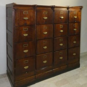 SCHEDARIO A 4 MODULI, IN LEGNO DI NOCE - ITALIA PRIMI '900